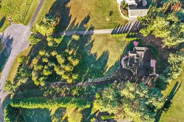 $849,500 | 40 Birdsong Lane, Edinburg, VA 22824