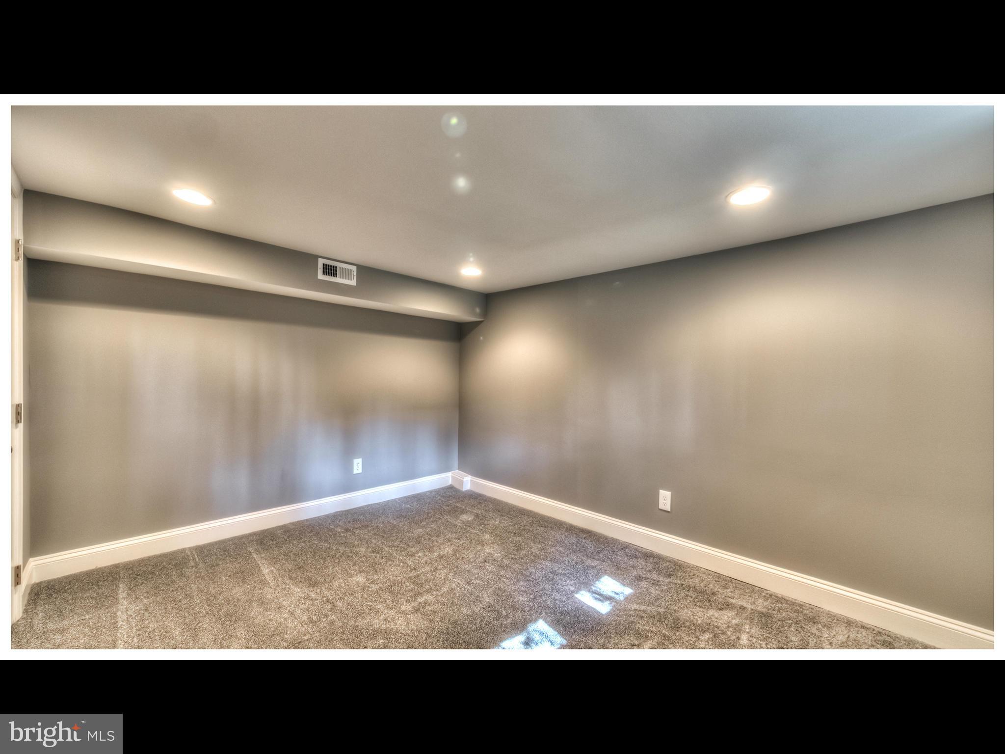 4519 Keswick Road Baltimore, MD 21210 - Photo 23 of 29 a view of an empty room