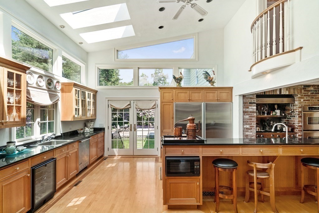 9 Pheasant Lane Lexington, MA 02421 - Photo 5 of 42