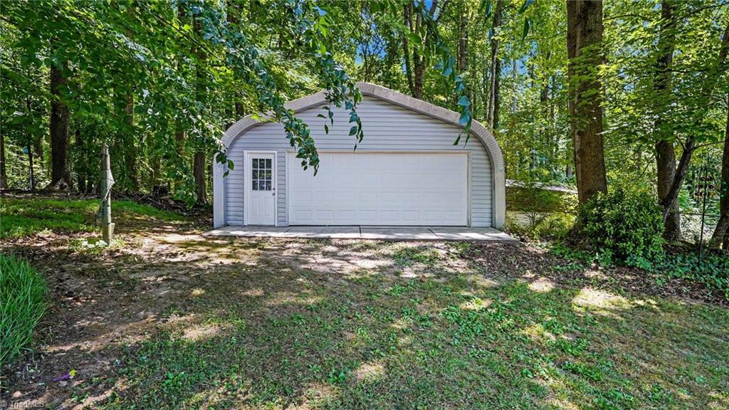 6594 Riverwood Road Walkertown, NC 27051 - Photo 28 of 30