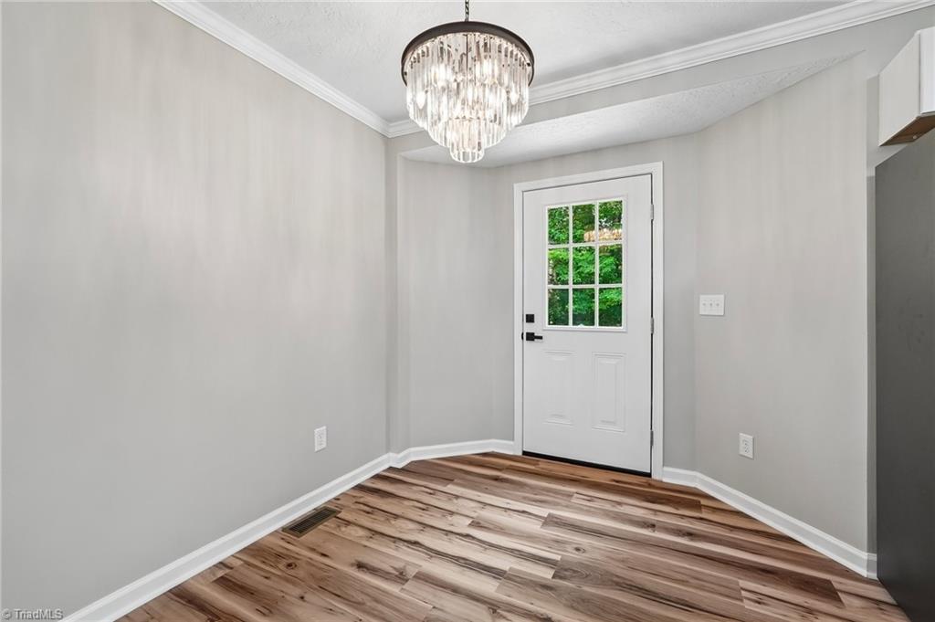 425 Mr Henry Road Mocksville, NC 27028 - Photo 5 of 35 Gallery Image 5