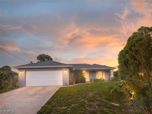 $279,000 | 53 Terry Avenue South, Lehigh Acres, FL 33976