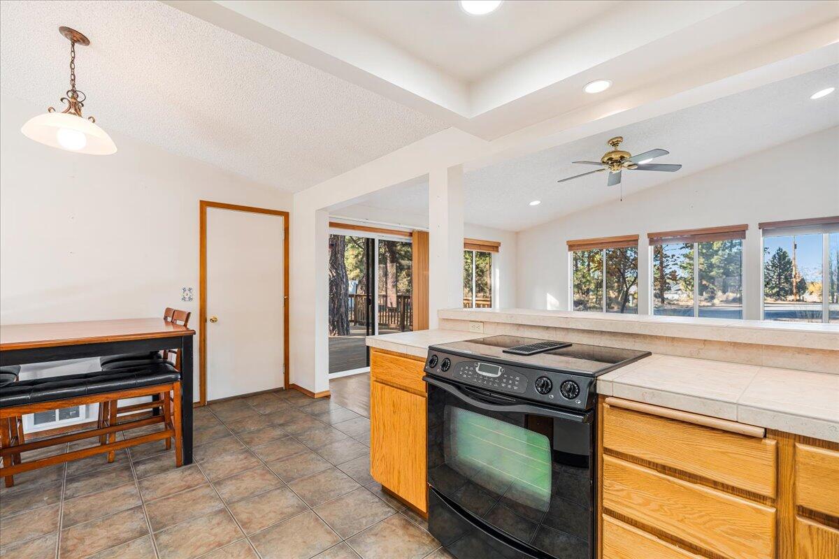 19304 Baker Road Bend, OR 97702 - Photo 15 of 38 Kitchen to Living Room