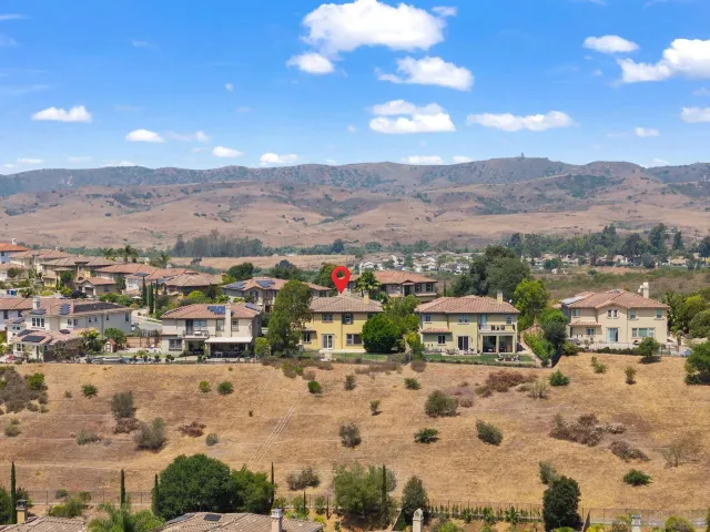 $1,450,000 | 5527 Alexandrine Court, Oceanside, CA 92057