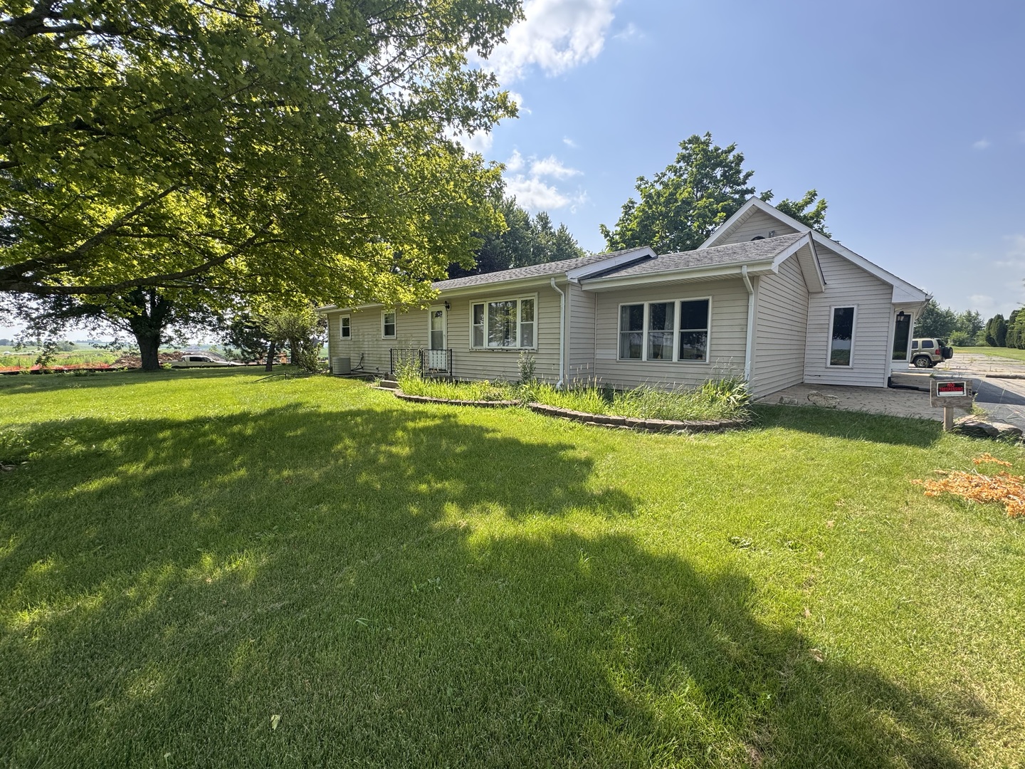 10486 Melms Road Genoa, IL 60135 - Photo 2 of 12 Gallery Image 2