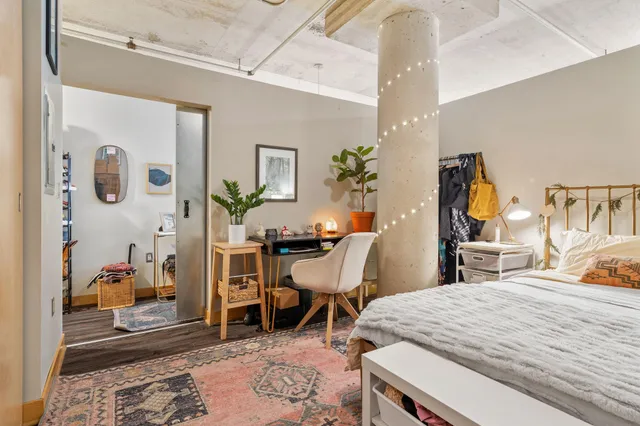 $2,200 | 720 North 4th Street, Unit 205, Minneapolis, MN 55401