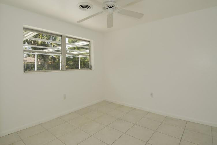 222 Southwest 11th Place Boca Raton, FL 33432 - Photo 13 of 23 222openfloor3