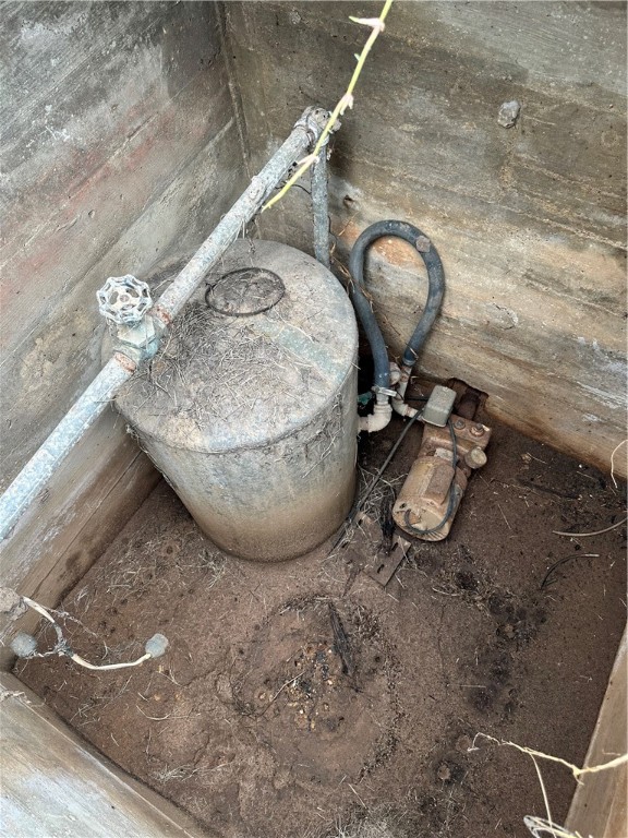 357 Craft Road Bells, TX 75414 - Photo 12 of 13