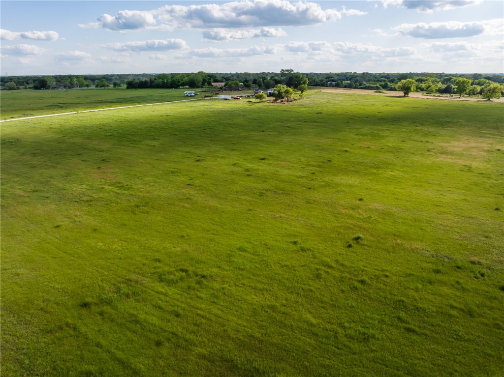 357 Craft Road Bells, TX 75414 - Photo 9 of 13 a view of an ocean and city