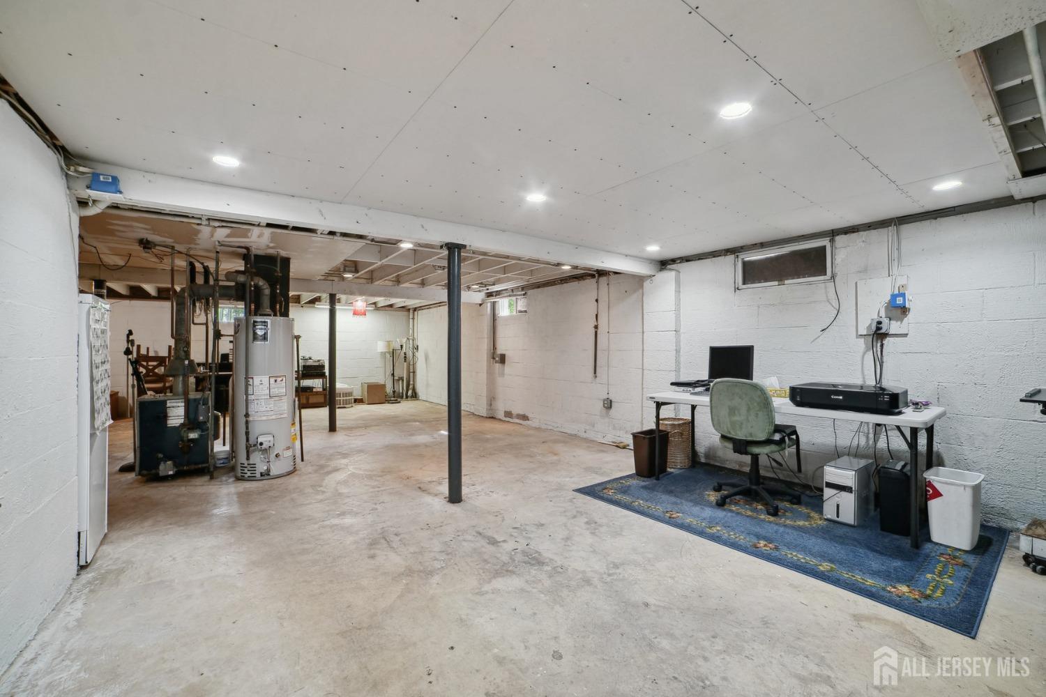 442 Garretson Road Bridgewater, NJ 08807 - Photo 21 of 29 a view of a room with gym equipment