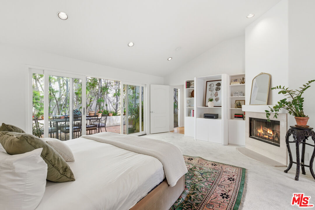10055 Reevesbury Drive Beverly Hills, CA 90210 - Photo 26 of 36