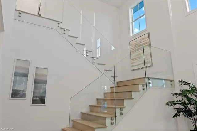 a view of entryway and hall