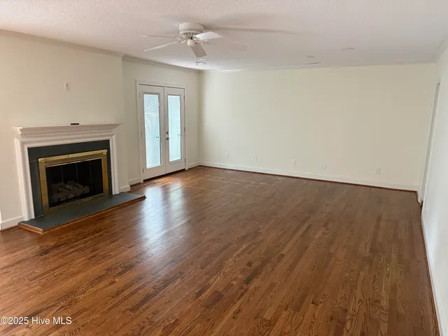 $1,500 | 809 Greenbriar Road, Kinston, NC 28501