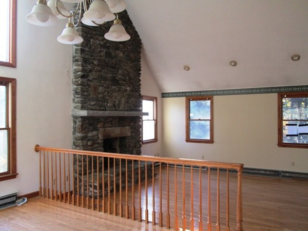 96 River Road Rutland, MA 01543 - Photo 12 of 30 a view of entryway