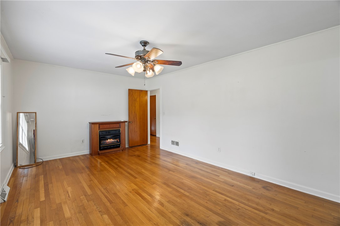 104 Henry Avenue Seneca, SC 29678 - Photo 5 of 50