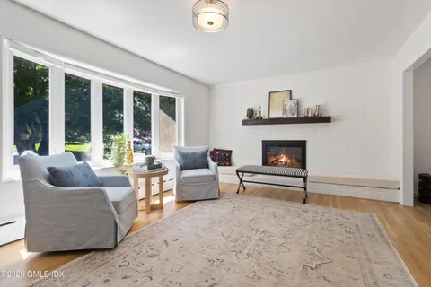 $2,395,000 | 9 Deluca Drive, Cos Cob, CT 06807
