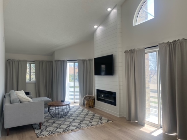 1253 Ranchview Court Buffalo Grove, IL 60089 - Photo 3 of 22