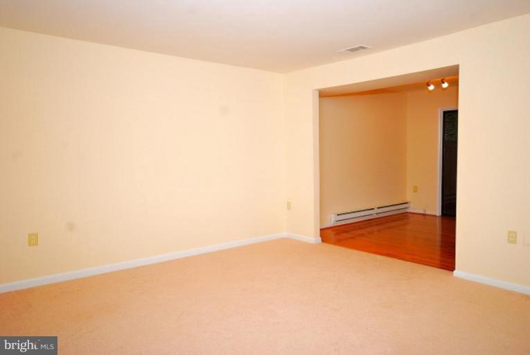 2204 Lofty Heights Place Reston, VA 20191 - Photo 15 of 19 Living Room