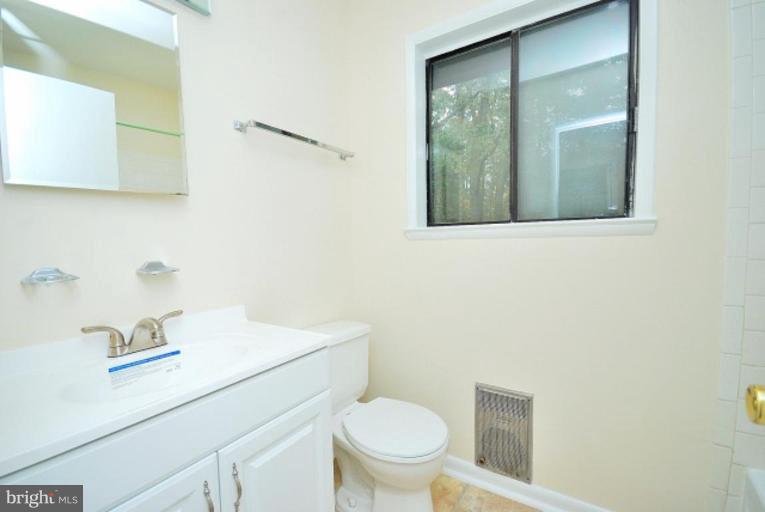 2204 Lofty Heights Place Reston, VA 20191 - Photo 10 of 19 Bath #2