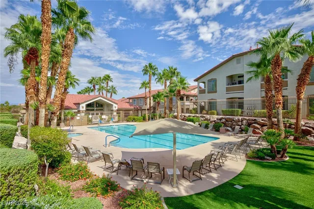 $1,850 | 2305 West Horizon Ridge Parkway, Unit 1822, Henderson, NV 89052