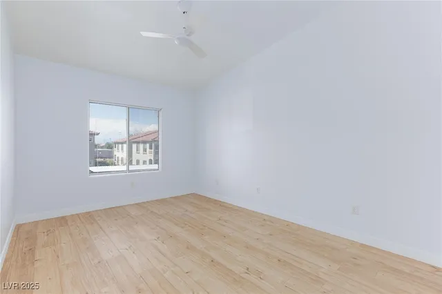 $1,850 | 2305 West Horizon Ridge Parkway, Unit 1822, Henderson, NV 89052