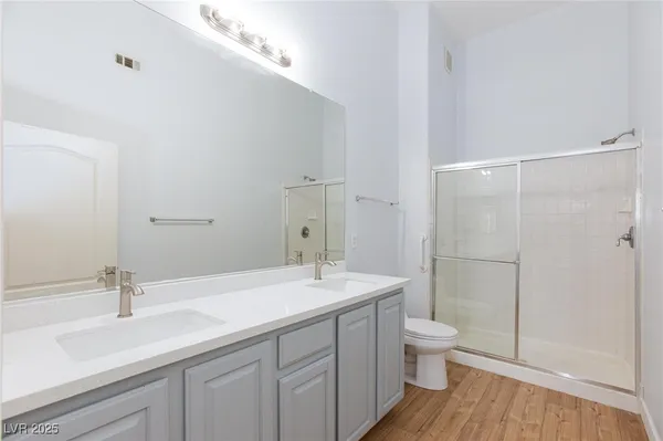 $1,850 | 2305 West Horizon Ridge Parkway, Unit 1822, Henderson, NV 89052