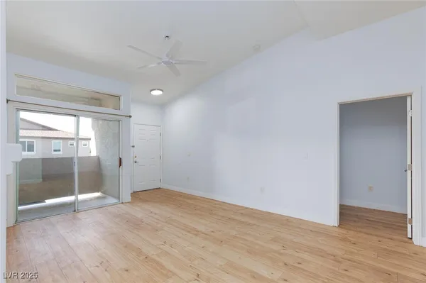 $1,850 | 2305 West Horizon Ridge Parkway, Unit 1822, Henderson, NV 89052