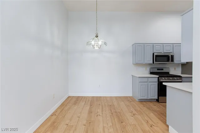 $1,850 | 2305 West Horizon Ridge Parkway, Unit 1822, Henderson, NV 89052