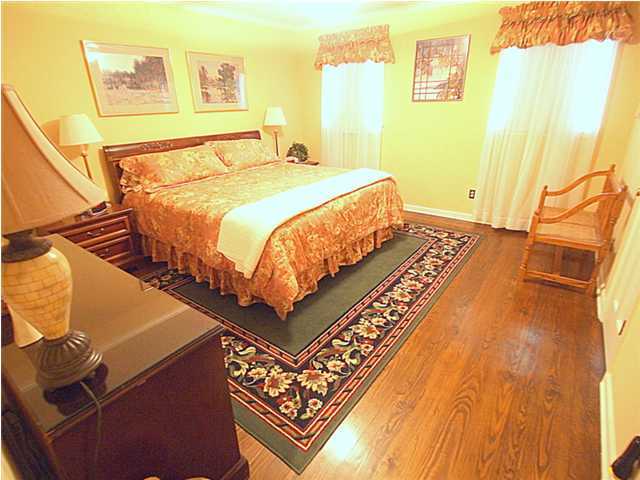 914 Farm Quarter Road Mount Pleasant, SC 29464 - Photo 3 of 4 Additional Photo