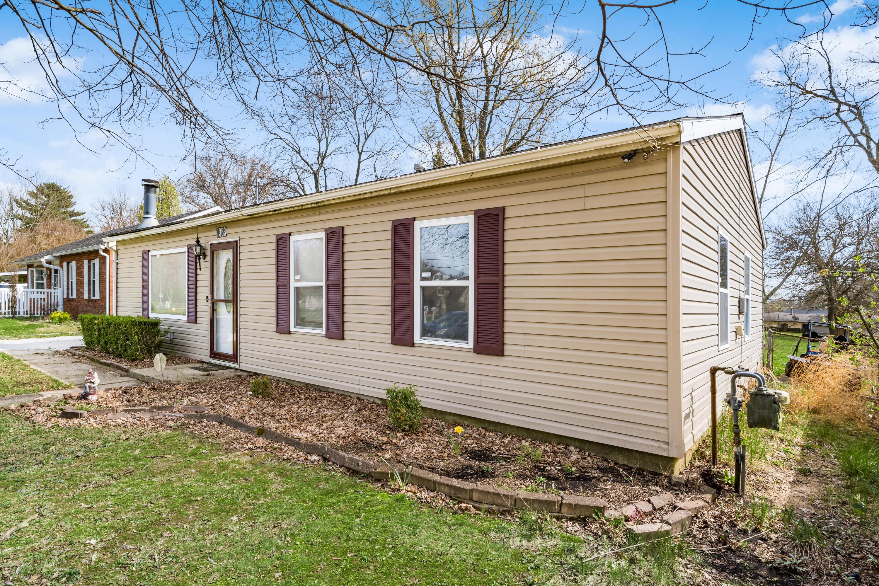 7363 Rodebaugh Road Reynoldsburg, OH 43068 - Photo 4 of 32 S_-_7363_Rodebaugh_Rd_-_004-2