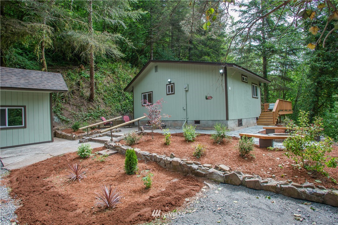 5152 Kalama River Road Kalama, WA 98625 - Photo 1 of 20 Gallery Image 1