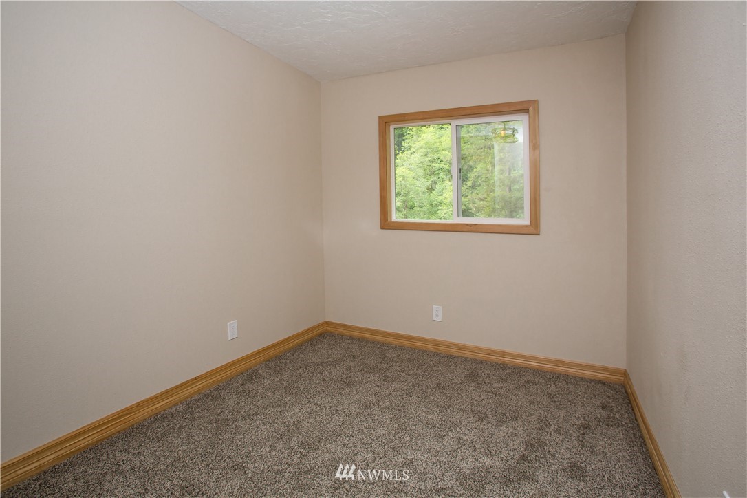 5152 Kalama River Road Kalama, WA 98625 - Photo 13 of 20 Gallery Image 13