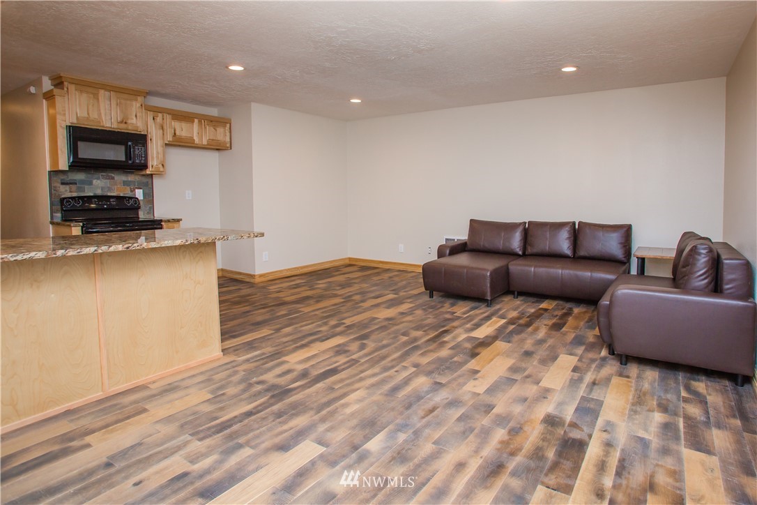5152 Kalama River Road Kalama, WA 98625 - Photo 5 of 20 Gallery Image 5