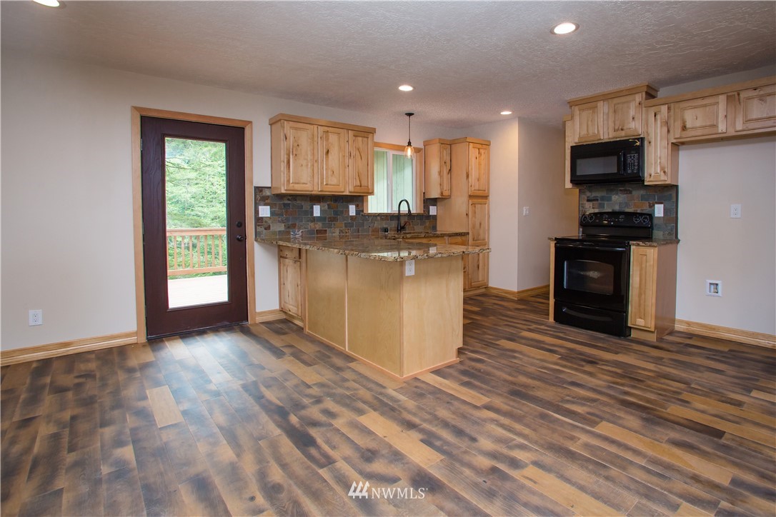 5152 Kalama River Road Kalama, WA 98625 - Photo 7 of 20 Gallery Image 7