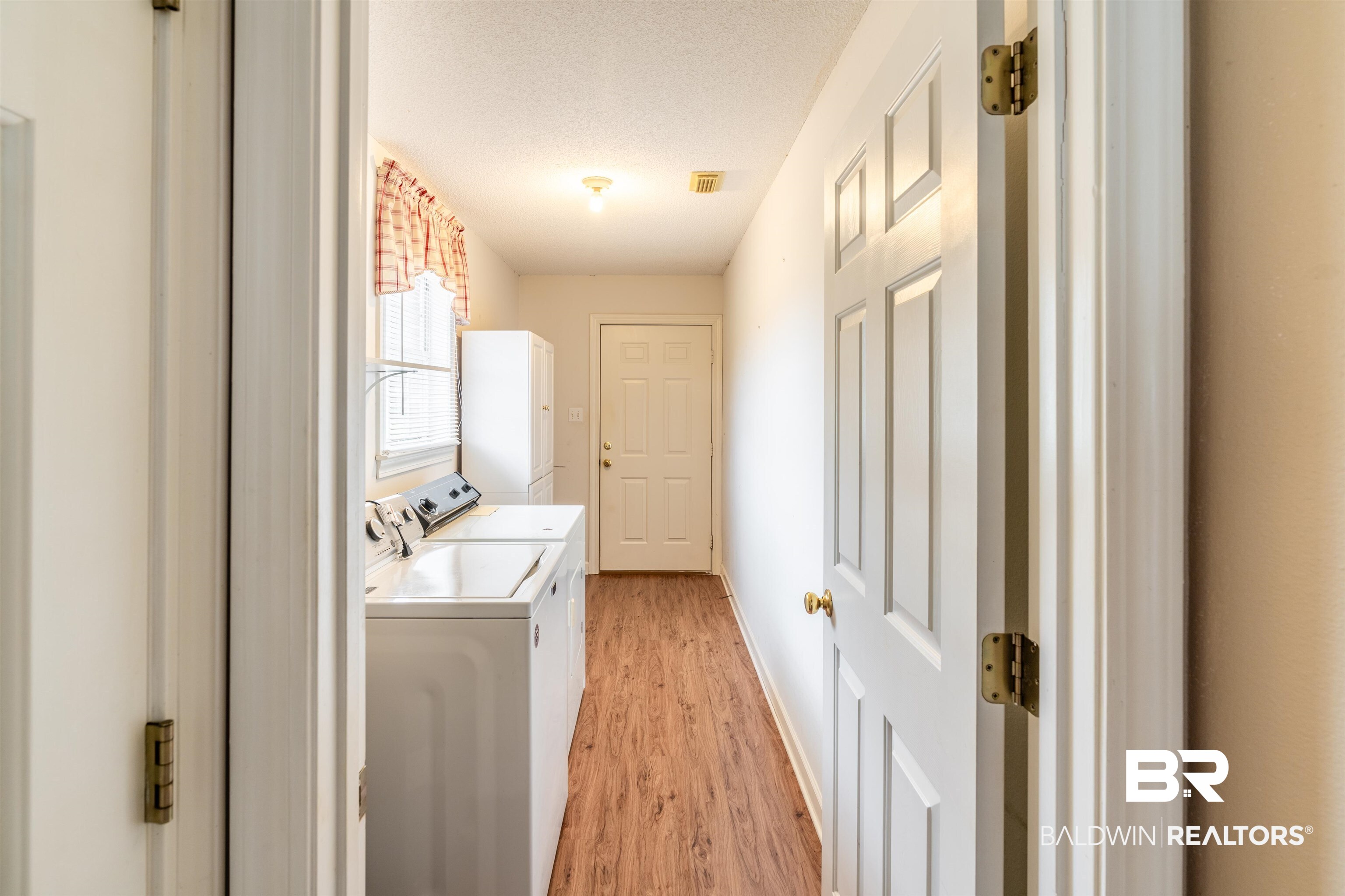 11425 Wheatcroft Road South Grand Bay, AL 36541 - Photo 17 of 41