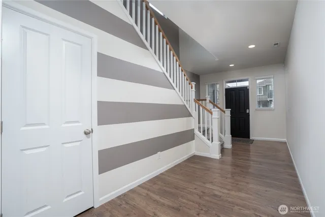 $699,950 | 1127 27th Street Northwest, Puyallup, WA 98371