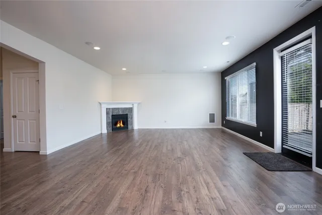 $699,950 | 1127 27th Street Northwest, Puyallup, WA 98371