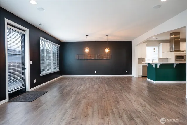 $699,950 | 1127 27th Street Northwest, Puyallup, WA 98371