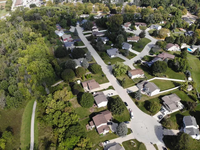 $449,900 | 4013 South 106th Street, Greenfield, WI 53228