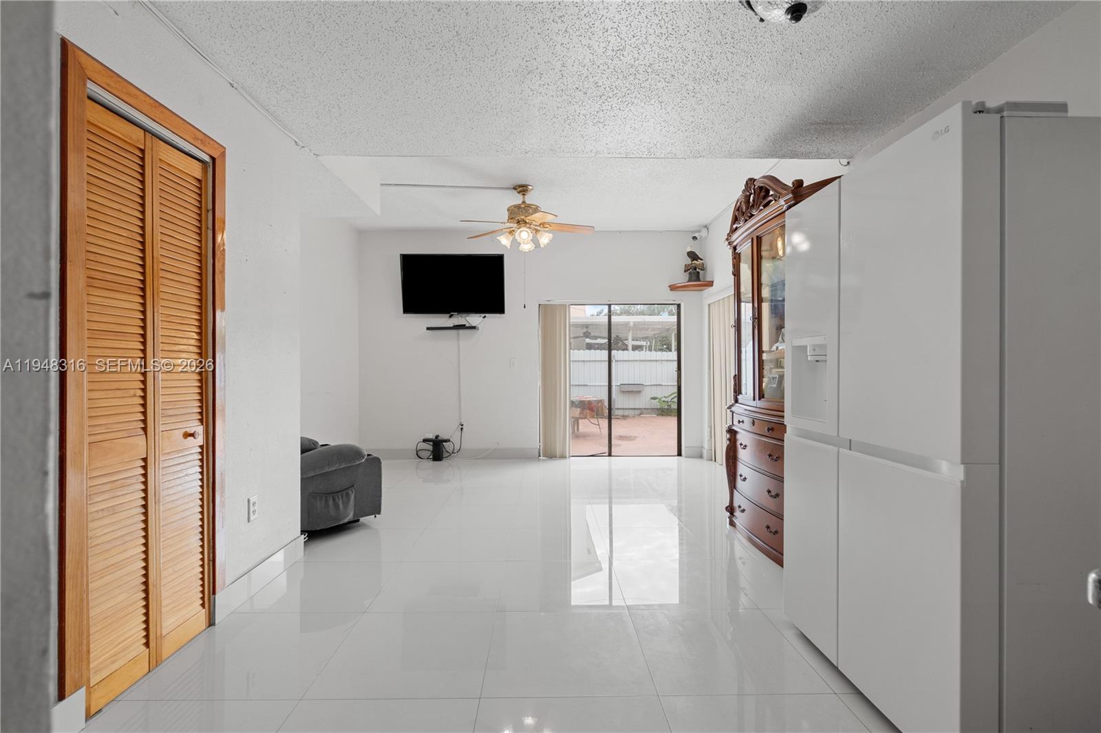5890 West 25th Court, Unit 6 Hialeah, FL 33016 - Photo 8 of 26