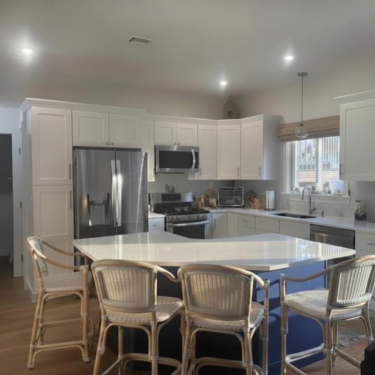 158 Jackson Street Fall River, MA 02721 - Photo 4 of 26