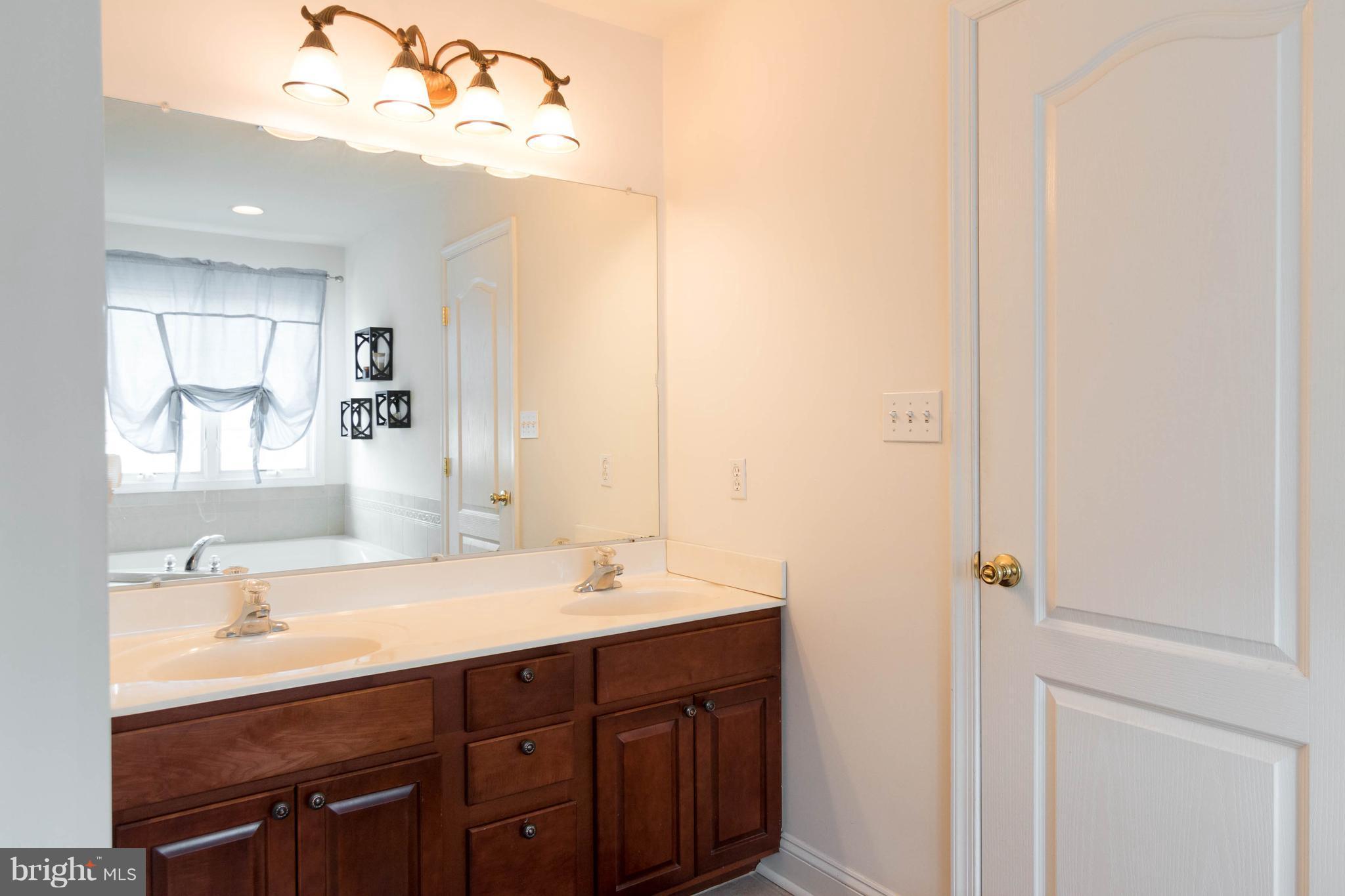 150 Garnett Road Joppa, MD 21085 - Photo 19 of 30 Bath (Master)