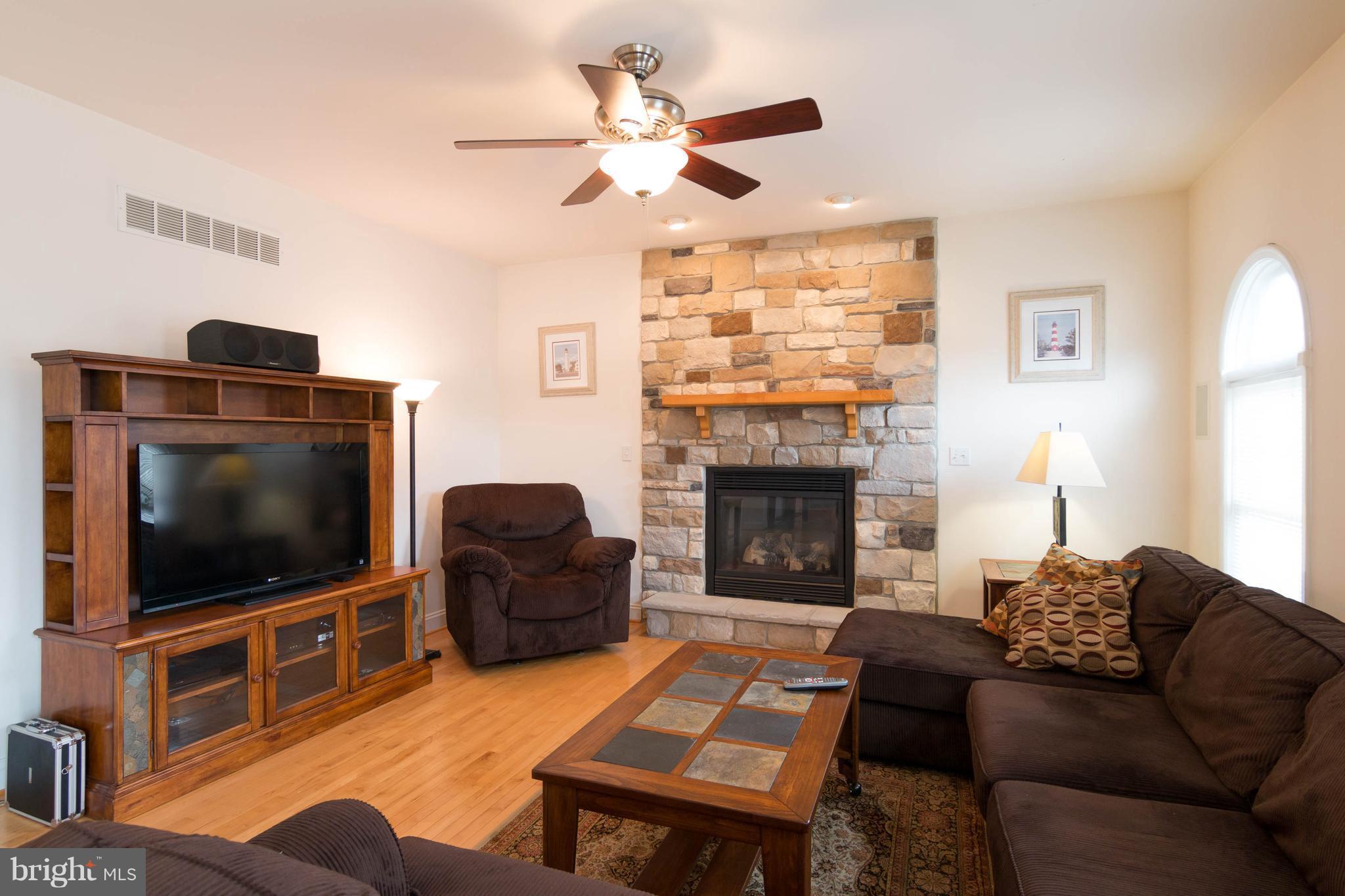 150 Garnett Road Joppa, MD 21085 - Photo 8 of 30 Family Room