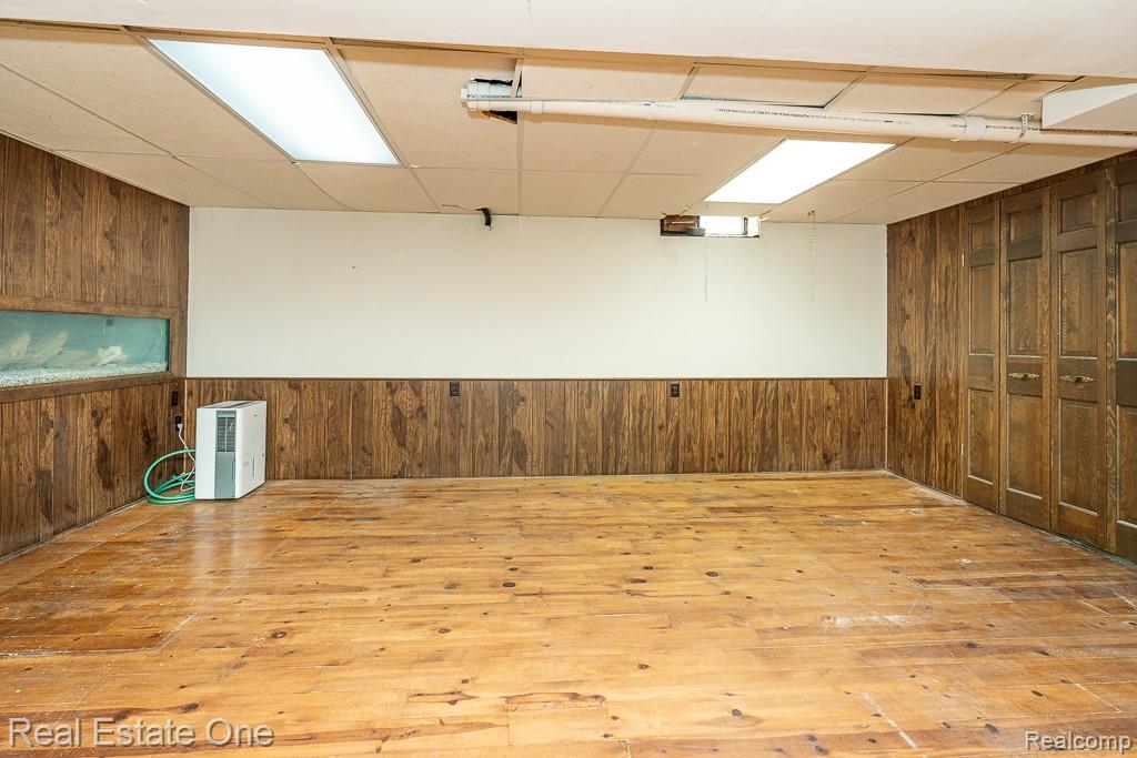 2633 New England Drive Rochester, MI 48309 - Photo 41 of 57 2633 New England_MLS-040.jpg