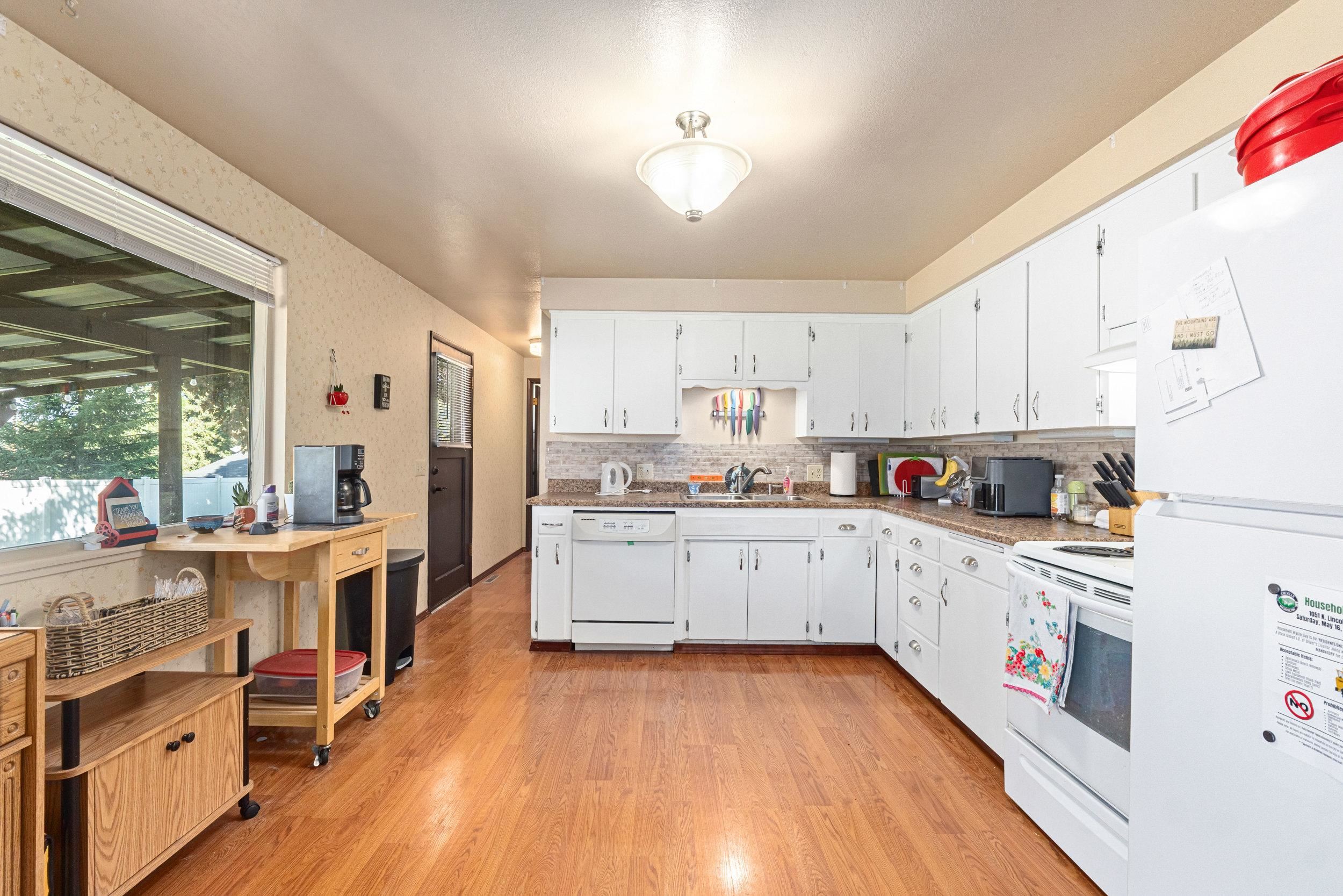 614 South Summit Street Colville, WA 99114 - Photo 5 of 23