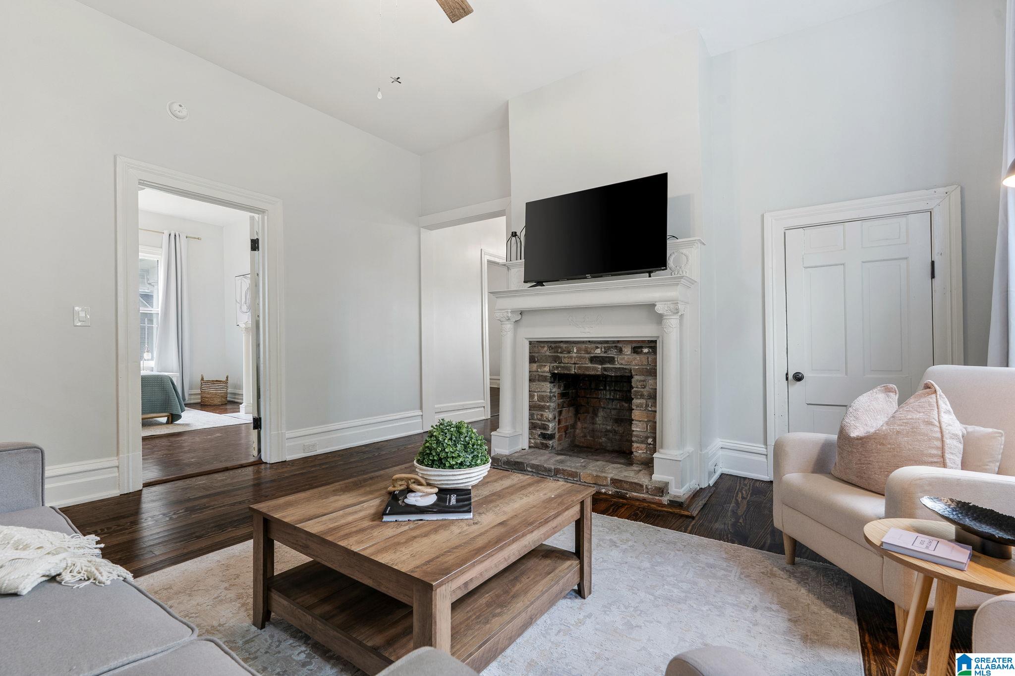 1109 Cullom Street South Birmingham, AL 35205 - Photo 4 of 62