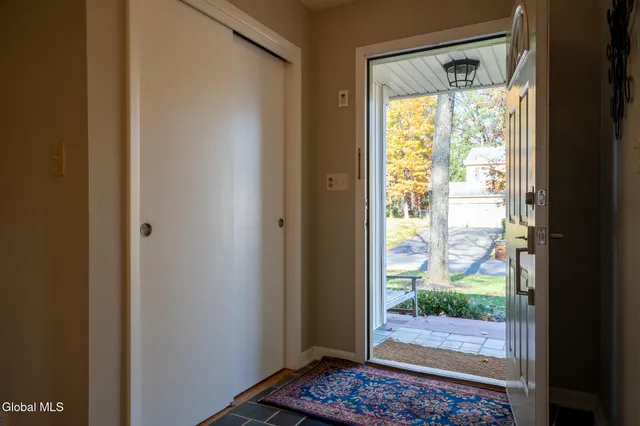 $419,900 | 481 Huron Road, Bethlehem, NY 12054