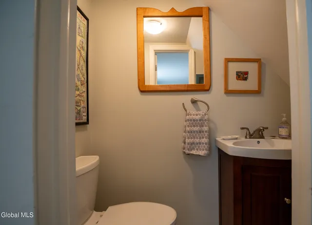 $419,900 | 481 Huron Road, Bethlehem, NY 12054