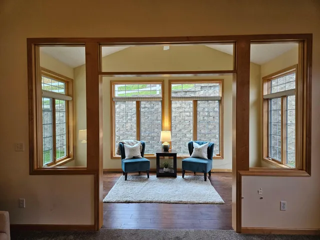 $375,000 | 13954 Shoreside Circle, Savage, MN 55378