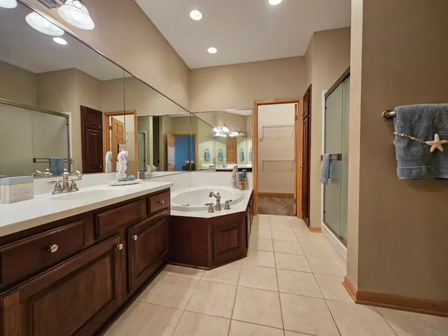 $375,000 | 13954 Shoreside Circle, Savage, MN 55378